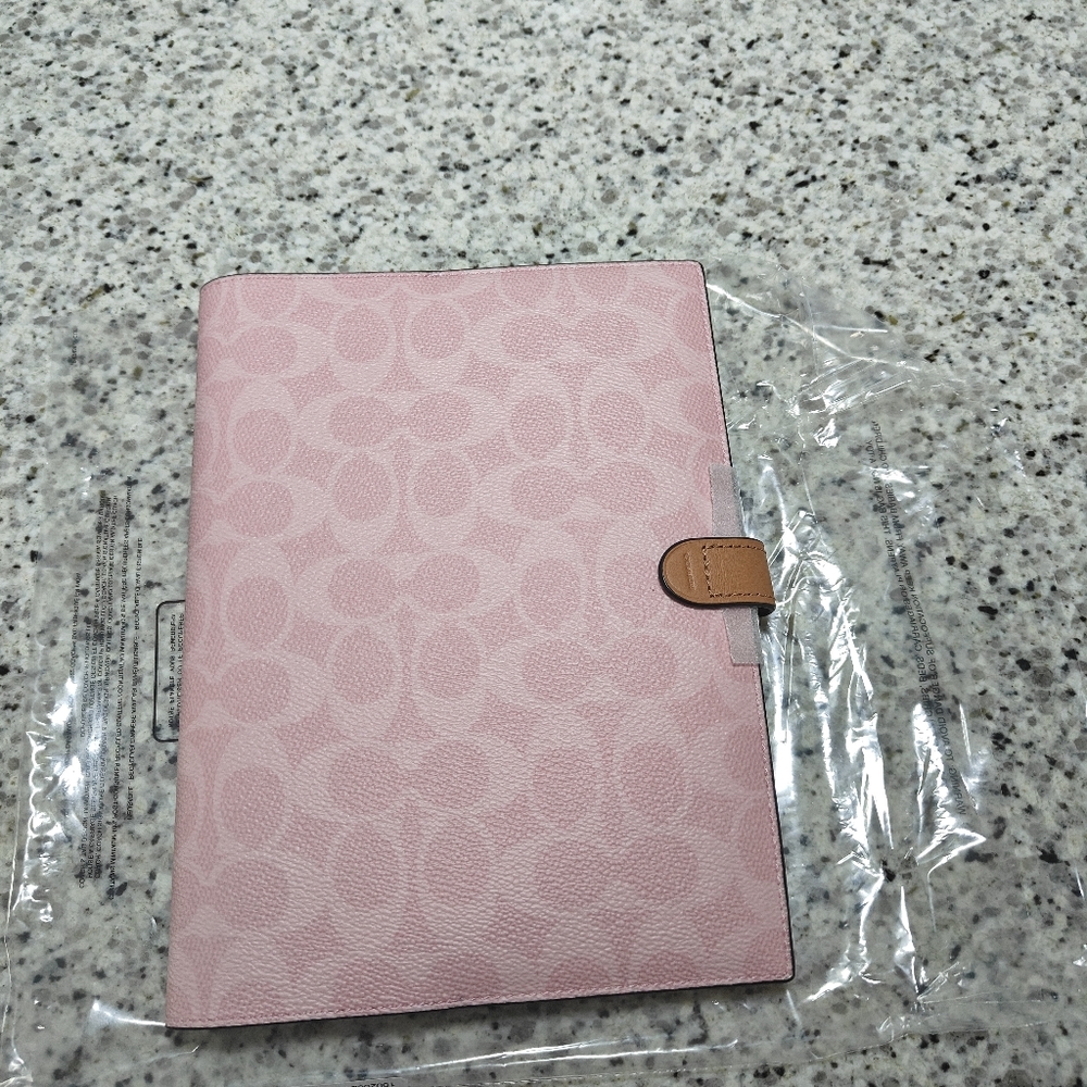 Coach Notebook In Signature Canvas (Powder pink) - Picture 4 of 7